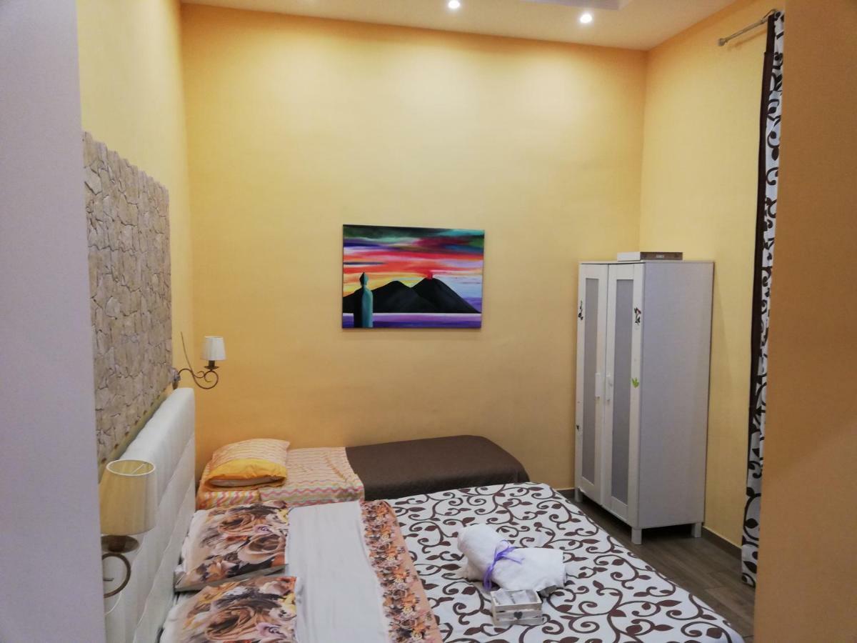 نابولي B&B Simy المظهر الخارجي الصورة
