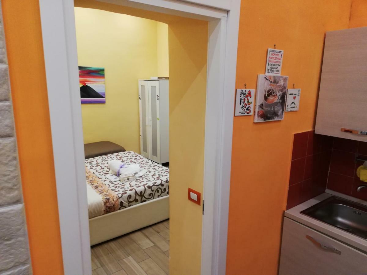 نابولي B&B Simy المظهر الخارجي الصورة