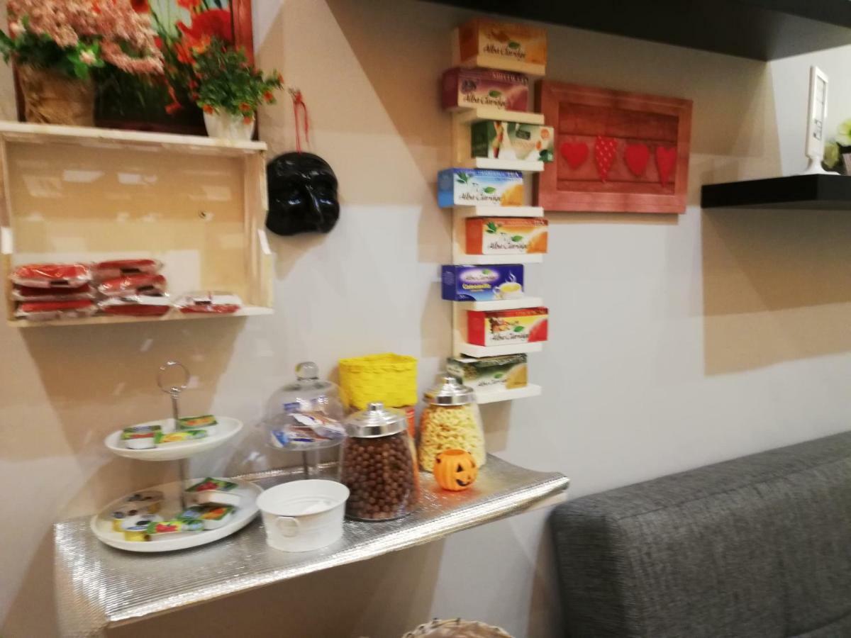 نابولي B&B Simy المظهر الخارجي الصورة