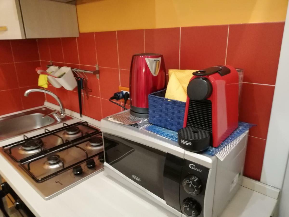 نابولي B&B Simy المظهر الخارجي الصورة